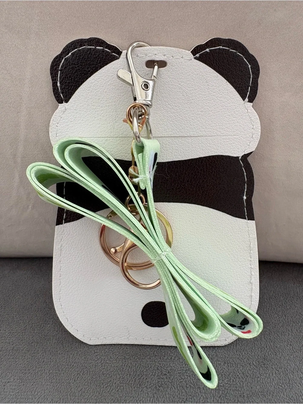 Hisocute Panda Card Holder with Mint Lanyard